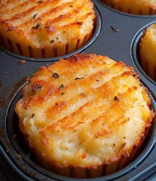 Crispy Garlic Parmesan Potato Muffins