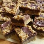 No-Bake Chocolate Peanut Butter Oatmeal Bars