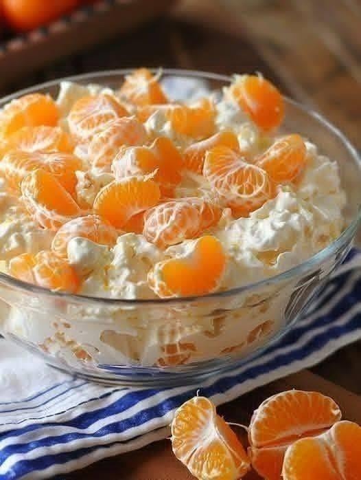 Mandarin Orange Creamy Fluff Salad 