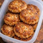 Make crispy 3-ingredient salmon patties with canned salmon, egg, and Parmesan. An easy low-carb recipe with no flour or breadcrumbs, ready in 35 minutes.