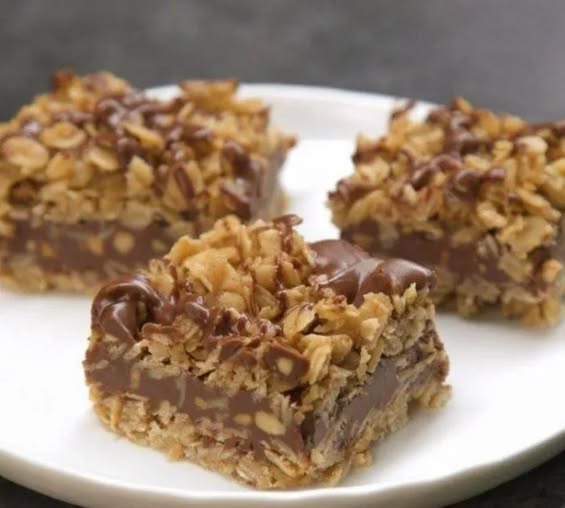 Bake Chocolate Peanut Butter Oat Bars Recipe